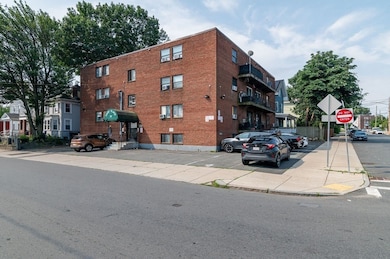 39 Cary Ave unit 14, Chelsea, MA 02150 - photo 4