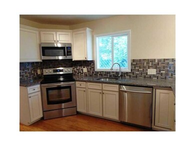 9 Champlain Ave, Lewiston, ME 04240 - photo 2