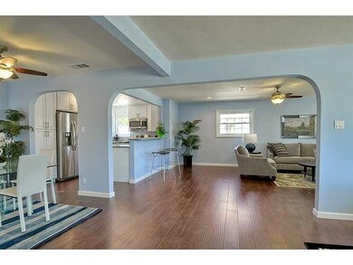 5201 Los Robles Dr, Carlsbad, CA 92008 - photo 2