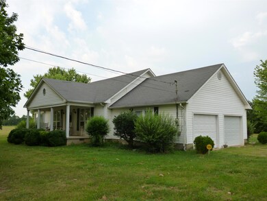 543 Whitaker Rd, Shelbyville, TN 37160 - photo 2