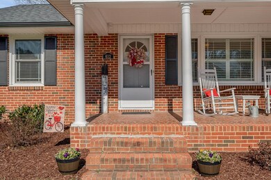 612 Cherry St, Oxford, NC 27565 - photo 4