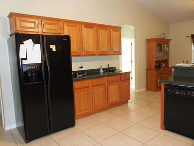 3365 Tarragon St 010