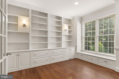 1910 Armand Ct, Falls Church, VA 22043 - photo 6