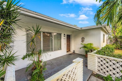 14500 NE 5th Ct, Miami, FL 33161 - photo 2