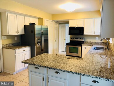 15860 Montview Dr, Dumfries, VA 22025 - photo 4