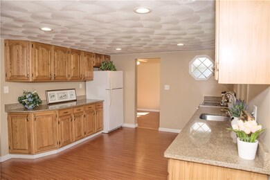 32 Branch Pike, Smithfield, RI 02917 - photo 7