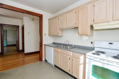 19 Wright Ave, Wakefield, RI 02879 - photo 4