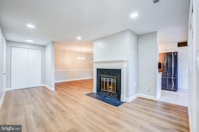 18042 Chalet Dr unit 101, Germantown, MD 20874 - photo 5