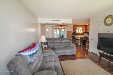 Mackenzie Living room