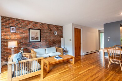 6 Webster Ct, Amherst, MA 01002 - photo 5