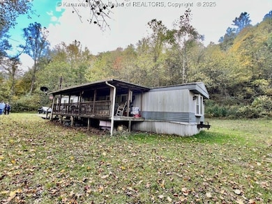 340 Tate Hollow Rd, Charleston, WV 25312 - photo 2