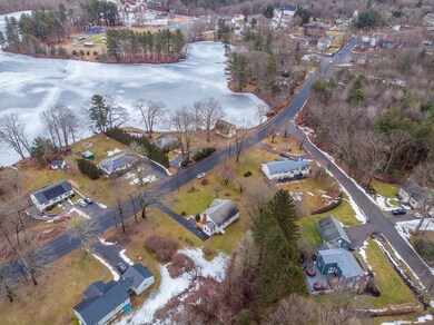 838 Pleasant St, Rochdale, MA 01542 - photo 6