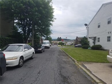 0 E Cedar St unit 1621-1623 616482, Allentown, PA 18109 - photo 4