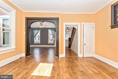 422 S Main St, Chambersburg, PA 17201 - photo 4