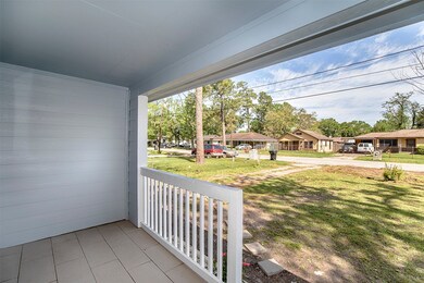 7208 S Hall St, Houston, TX 77028 - photo 5