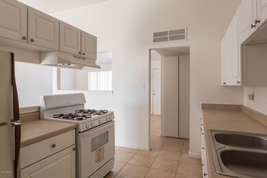 3835 Ruth Ave-7