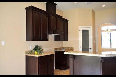 2722 Maria Luiza Dr unit 2, Edinburg, TX 78539 - photo 7