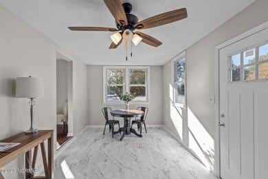 724 Henderson Dr, Jacksonville, NC 28540 - photo 6