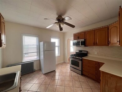 15 5th St unit 1, Medford, MA 02155 - photo 2