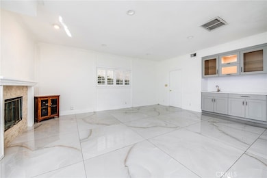 19314 Yolie Ln, Tarzana, CA 91356 - photo 6