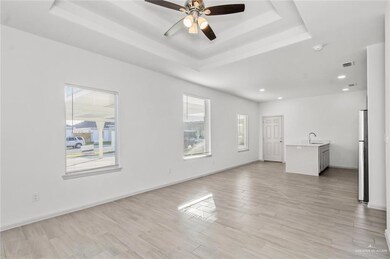 1213 Shavano Dr unit 4, Edinburg, TX 78541 - photo 5