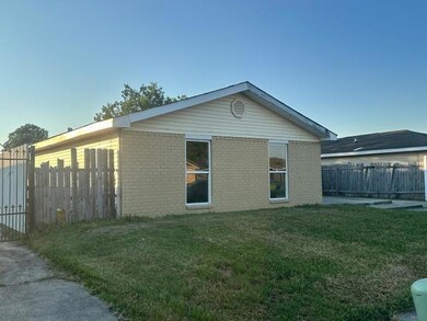 1740 Burnley Dr, Marrero, LA 70072 - photo 2