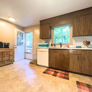 537 Boswell Ave, Norwich, CT 06360 - photo 4