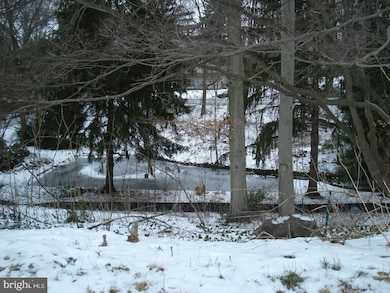 941 Academy Ln, Bryn Mawr, PA 19010 - photo 2