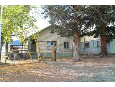 455 W 3rd St, Long Creek, OR 97856 - photo 5