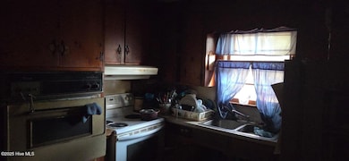 321 N Glendale Dr, Rocky Mount, NC 27801 - photo 5