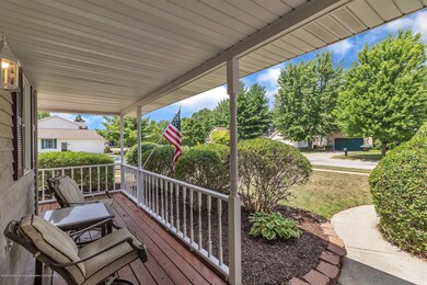 06-5905MacMillan Way-WindowStill-Re