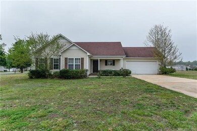 Lovely ranch in a great neighborhood!