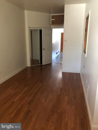 2052 Tasker St unit 1, Philadelphia, PA 19145 - photo 6