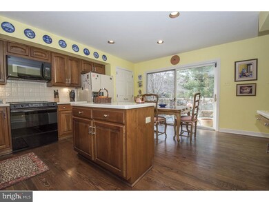 417 Waynesbrooke Rd unit G105, Berwyn, PA 19312 - photo 3