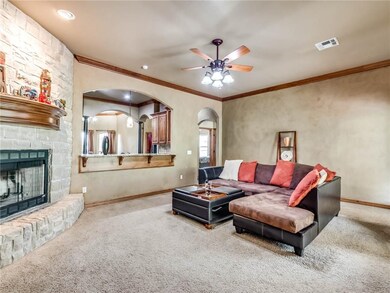 904 Bryan Dr, Moore, OK 73160 - photo 6