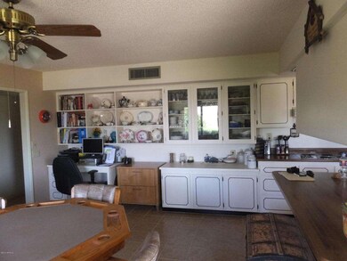 VIEW 2 FAMILY ROOM