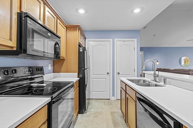 5078 Calais Dr unit 5078, Columbus, OH 43221 - photo 4