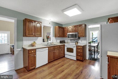 1549 S Jefferson Ct, Lancaster, PA 17602 - photo 4