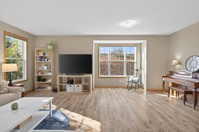 4450 Bulrush Blvd, Shakopee, MN 55379 - photo 7