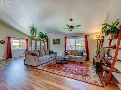 291 Santa Clara Ave, Eugene, OR 97404 - photo 6