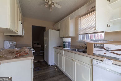 1701 Summerwoods Ln, Griffin, GA 30224 - photo 4