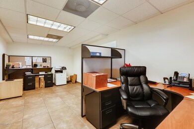 Office 3