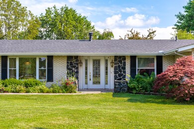 669 W Day Yell Springs 1c