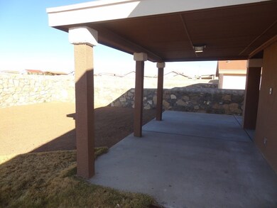 784 Desert Spring Dr, Horizon City, TX 79928 - photo 6