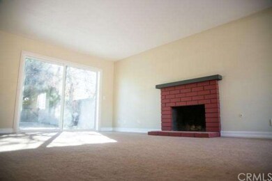 Great living room and Fire place! 