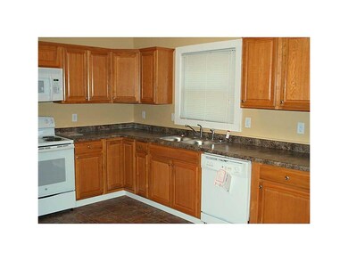Kitchen. New appliances!