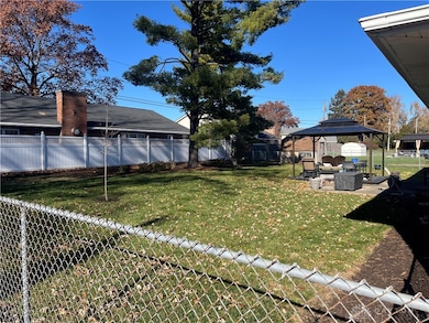 622 Windsor Rd, Troy, OH 45373 - photo 4