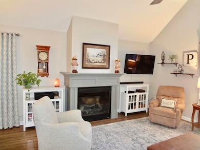 31 Henderson Rd unit 8, Gilford, NH 03249 - photo 3