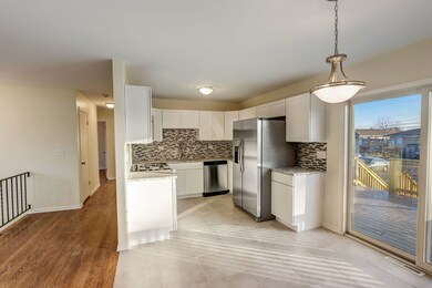 2213 Hermon Ave, Zion, IL 60099 - photo 2