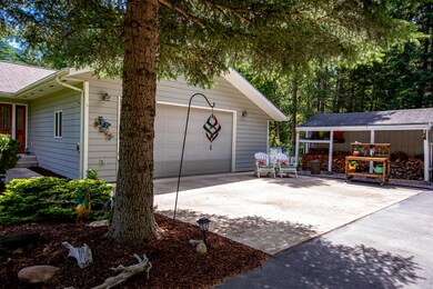 Garage/Driveway